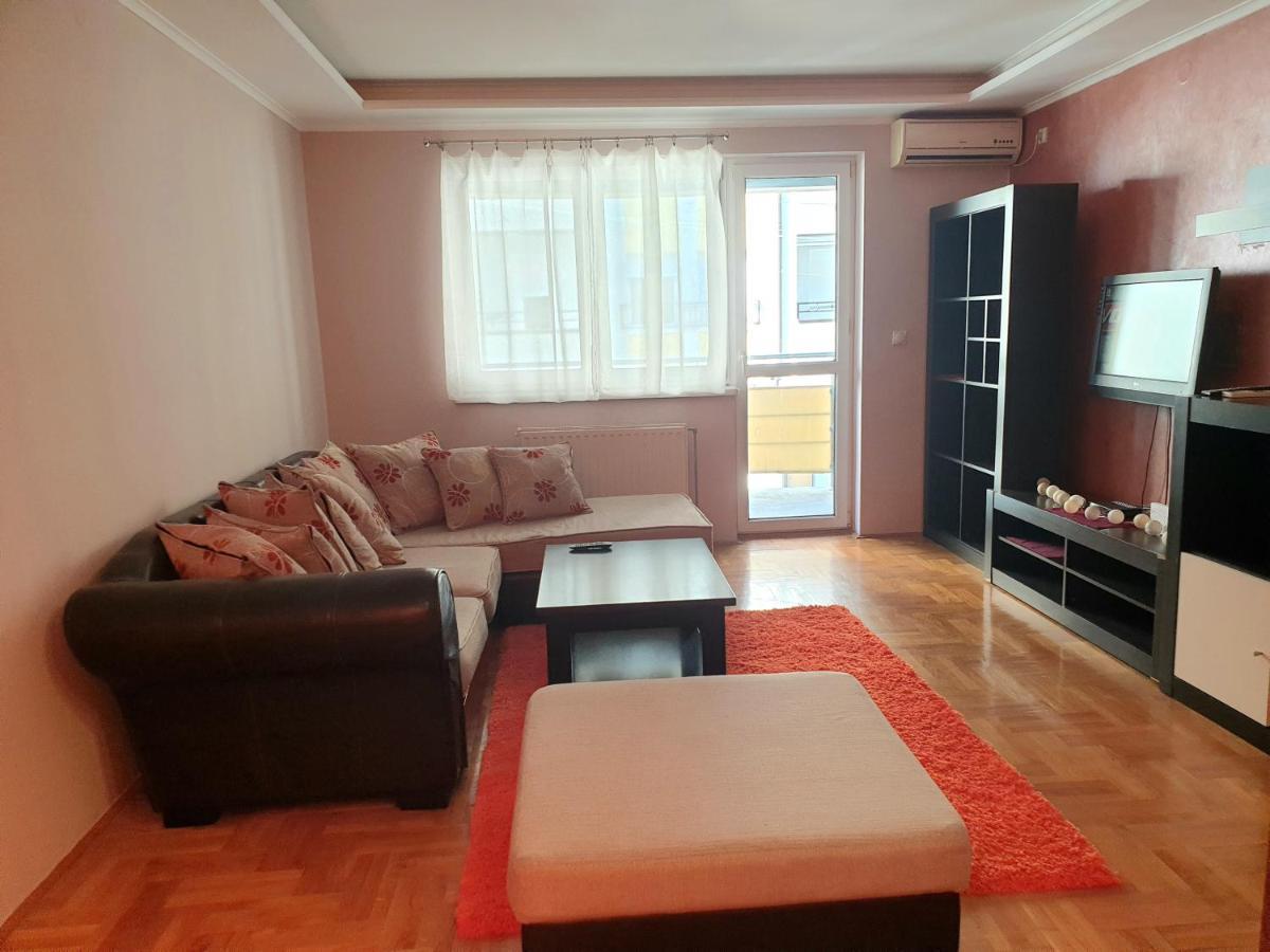 Apartman Mirage Sremska Mitrovica Zewnętrze zdjęcie